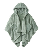 Cozy Sherpa Wearable Throw - US 8820