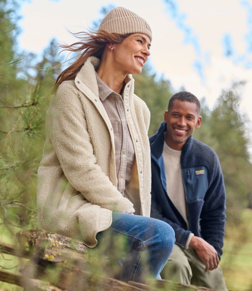 Women's Bean's Sherpa Fleece Coat - US 6386