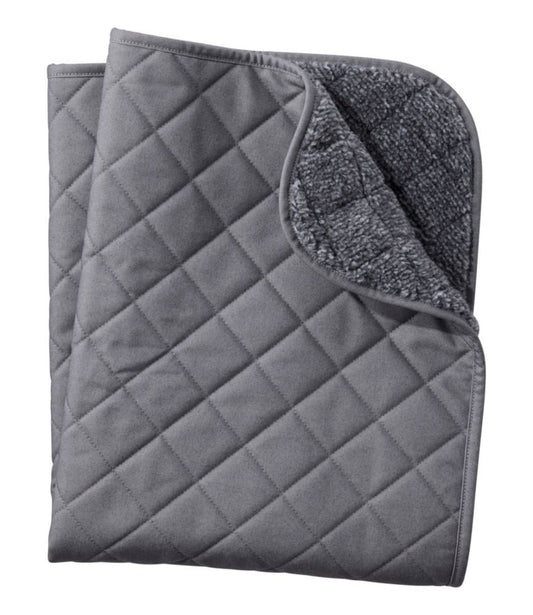 Rugged Quilted Dog Blanket - US 6415