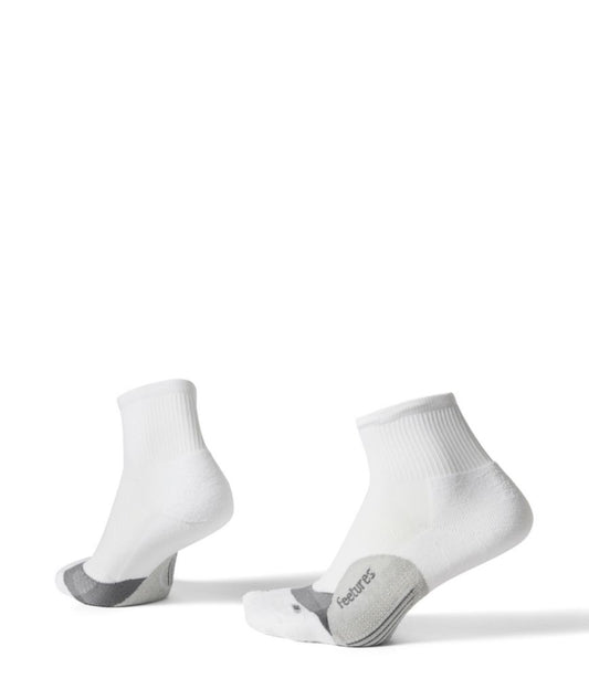 Adults' Feetures Quarter Light Cushion Socks - US 8724